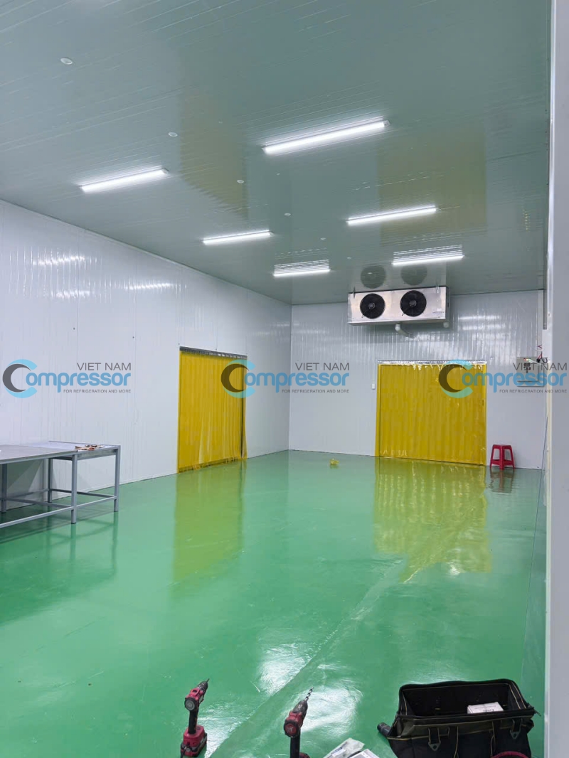 batch z6905267214547 381762cbc13f837502e9c75a70713d79